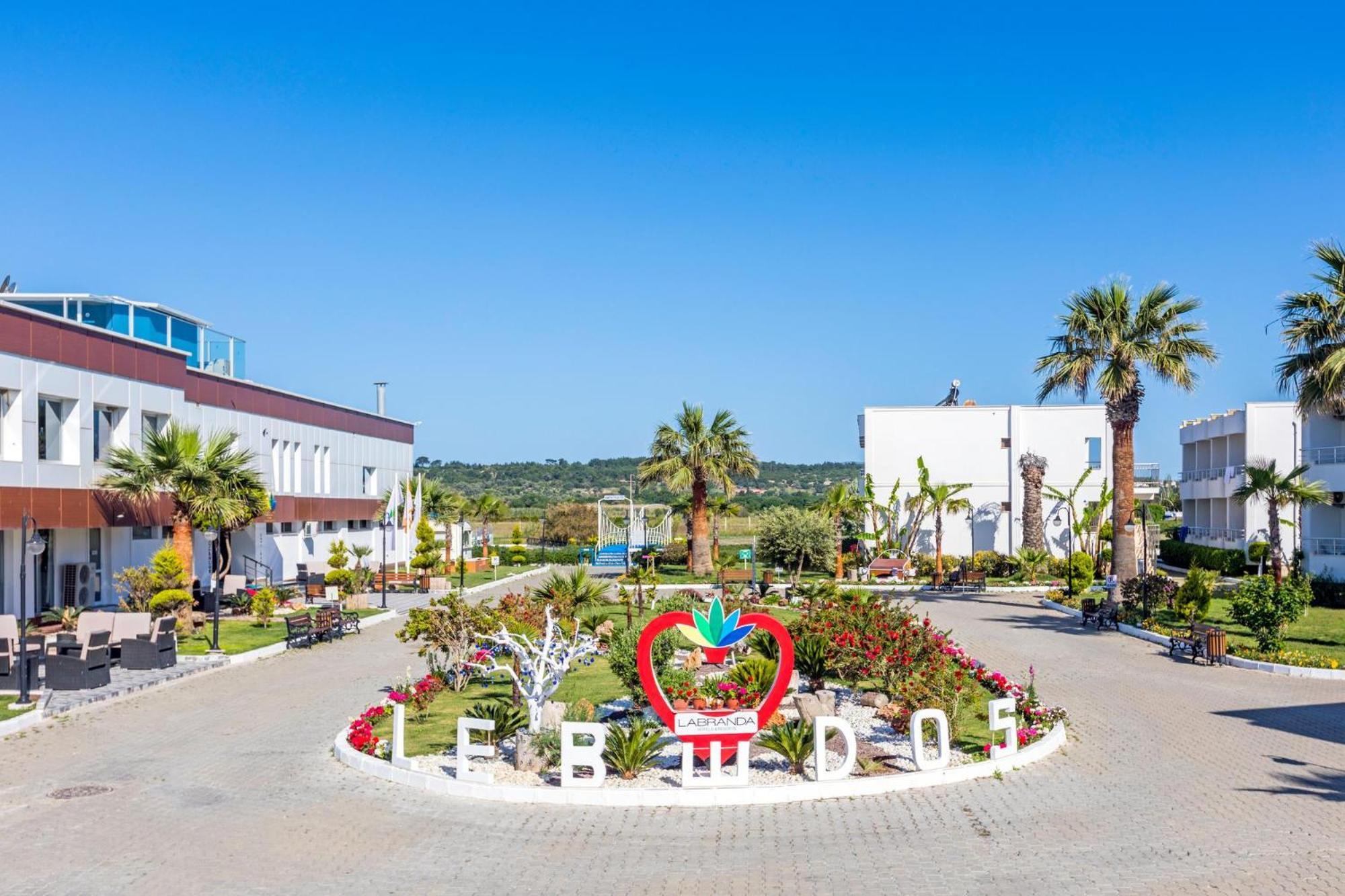 Labranda Lebedos Princess Seferihisar Esterno foto